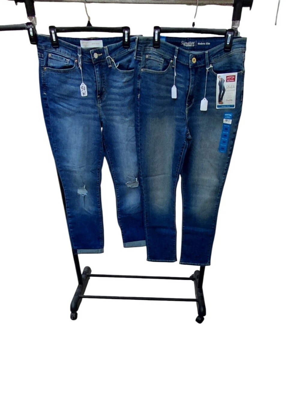 5031...Bundle Of 3 Levi Jeans, Details Shown Below.